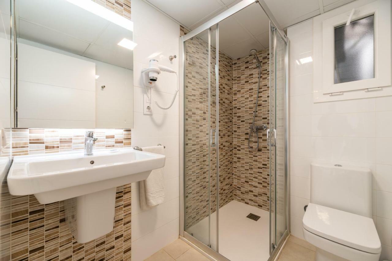 סאלו Rentalmar Navarra Family Suites מראה חיצוני תמונה