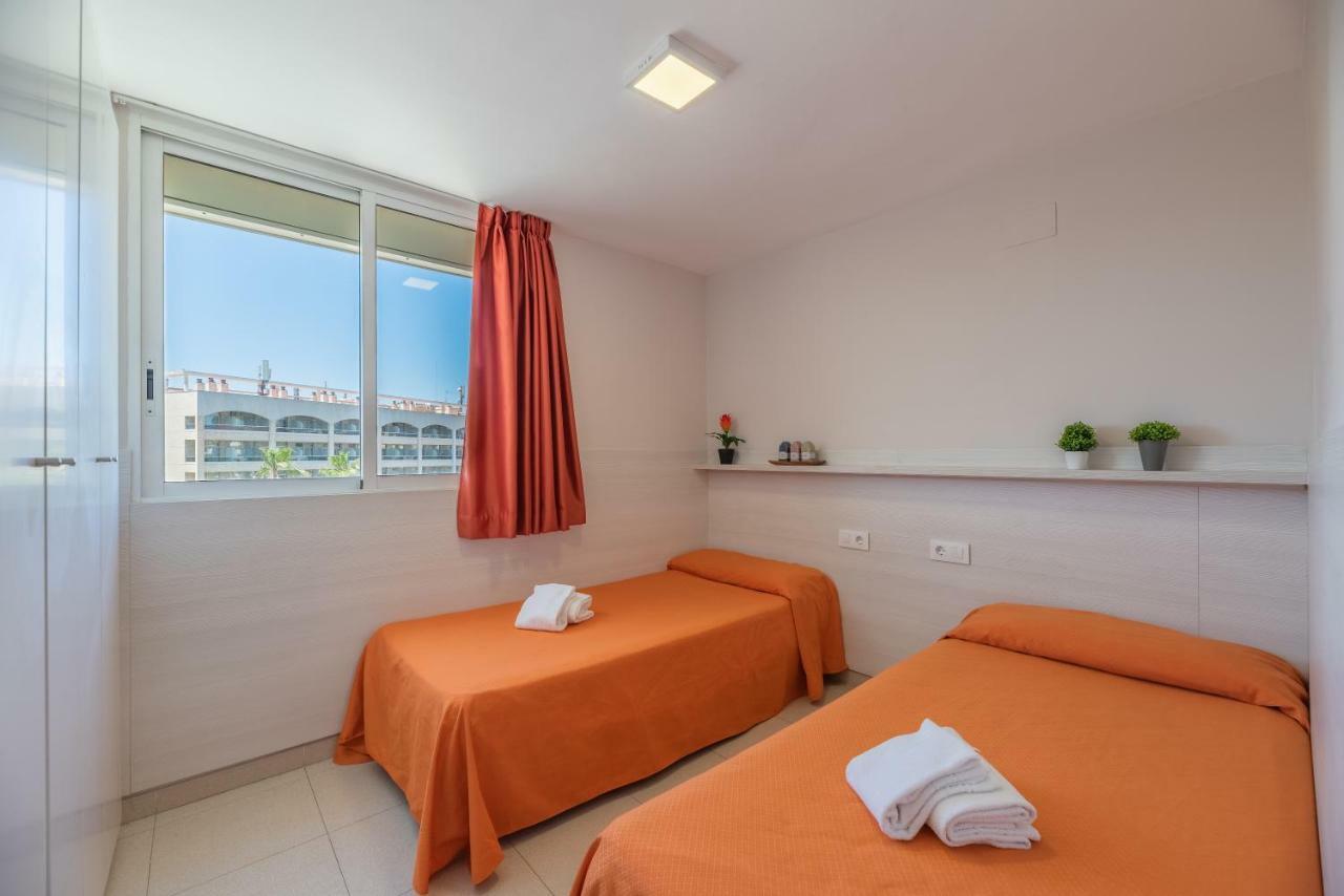 סאלו Rentalmar Navarra Family Suites מראה חיצוני תמונה