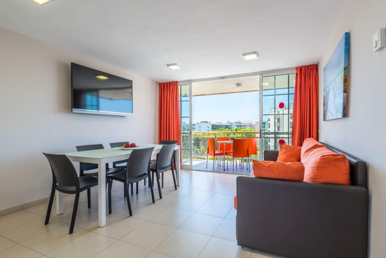 סאלו Rentalmar Navarra Family Suites מראה חיצוני תמונה
